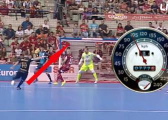 Los hace de todo los colores: el tremendo obús de Ricardinho, ¿qué velocidad llevaría?