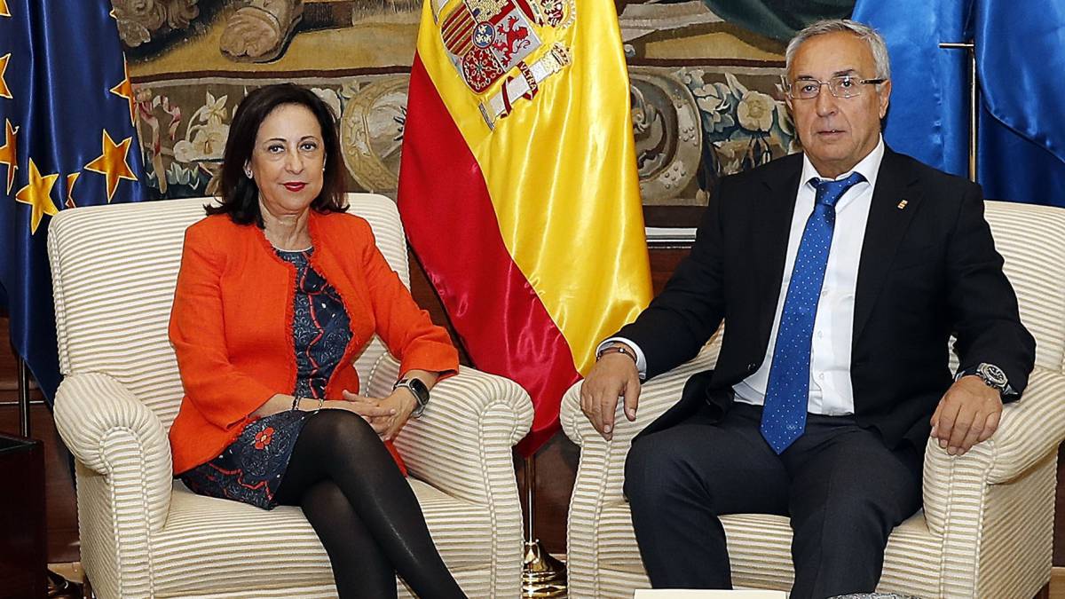 Margarita Robles y Alejandro Blanco