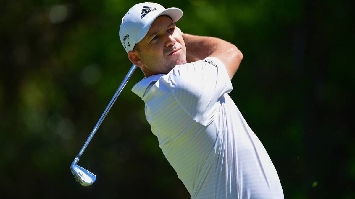Sergio García golpea la bola durante un entrenamiento previo al Nedbank Golf Challenge.