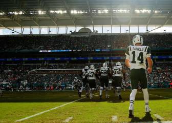 Bowles prefiere que juegue Darnold para evitar debates