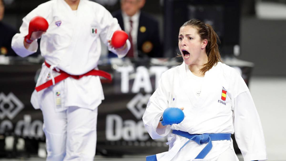 Las chicas salvan el honor clasificándose para el bronce