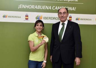 Ignacio Galán felicita a Sandra Sánchez tras lograr el oro