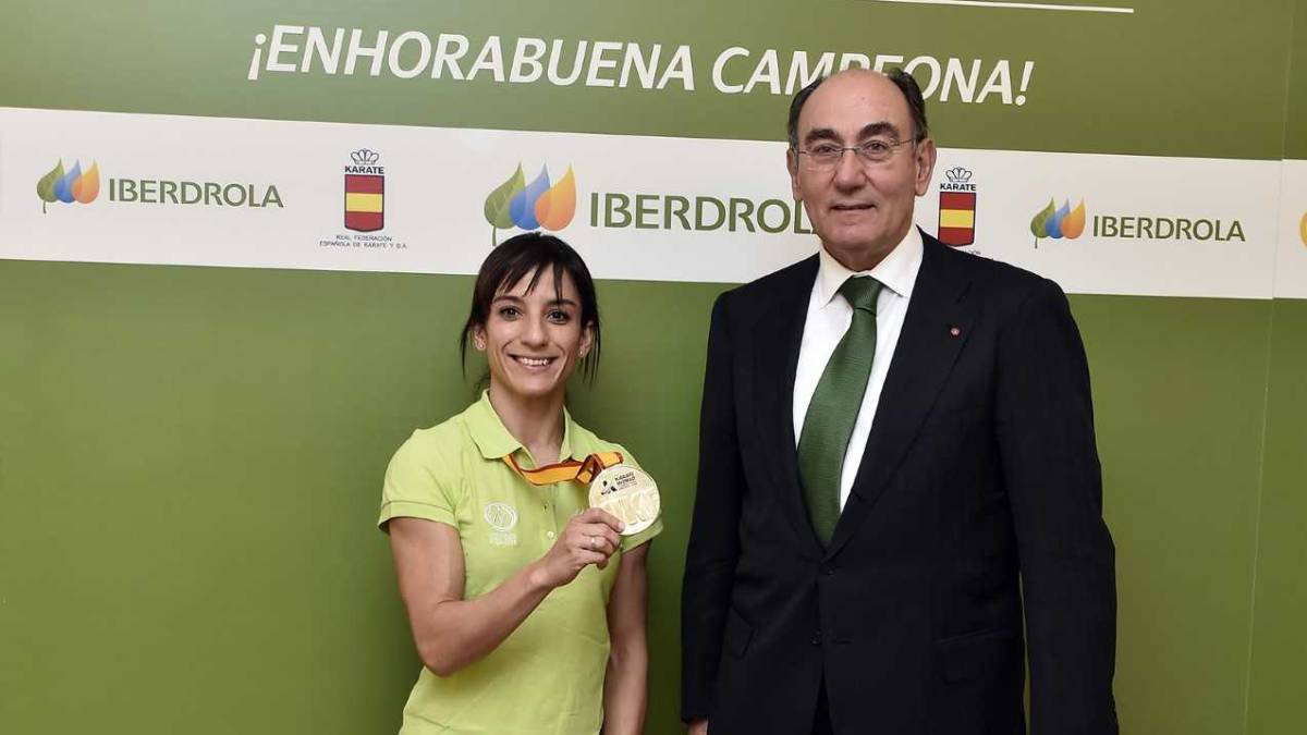 Ignacio Galán felicita a Sandra Sánchez tras lograr el oro