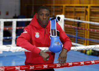 Youba Sissokho olvida su calvario a base de medallas