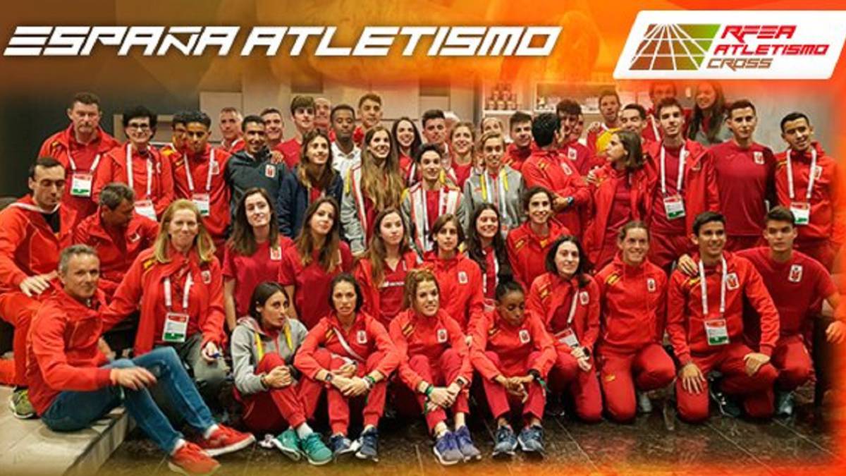Imagen de la delegación española que representará a España en los Europeos de Cross que se celebrarán en Tilburg (Holanda) el 9 de diciembre.