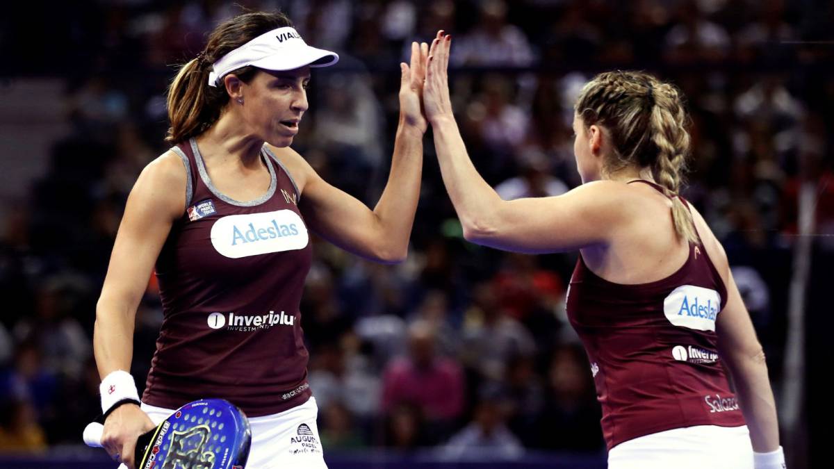 Marta Marrero y Alejandra Salazar