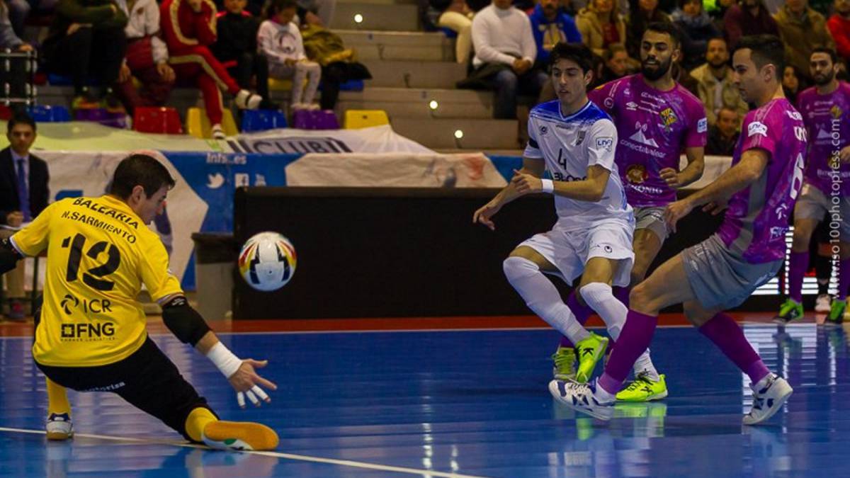 El Palma consolida su reacción tras ganar al Antequera