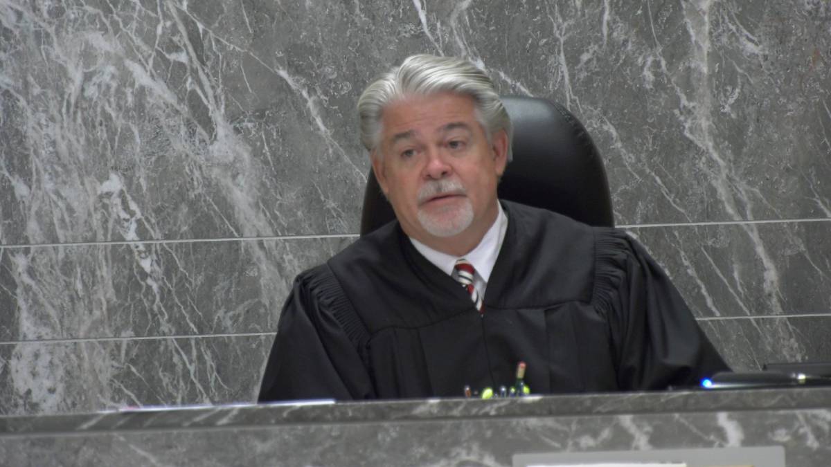 El juez de Ibar retira al jurado que se retractó del veredicto