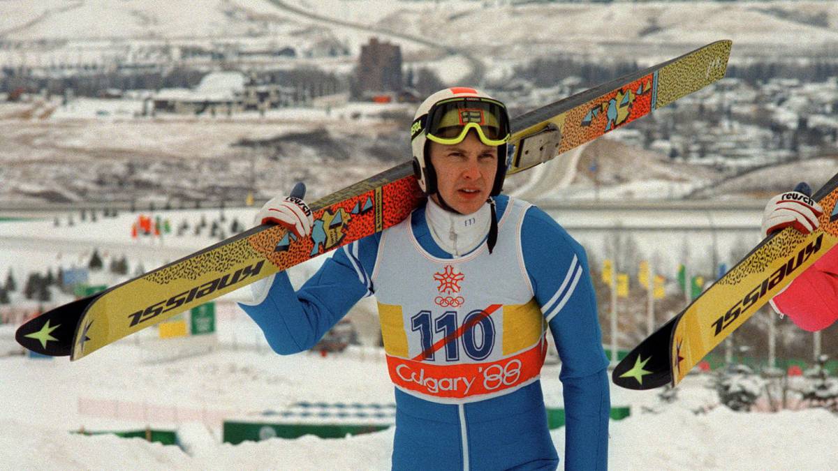 El saltador finlandés Matti Nykanen tras un entrenamiento en los Juegos Olímpicos de Invierno de Calgary 1988.