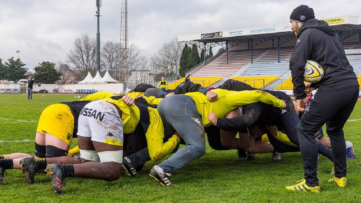 Los jugadores del US Carcassone durante un entrenamiento.