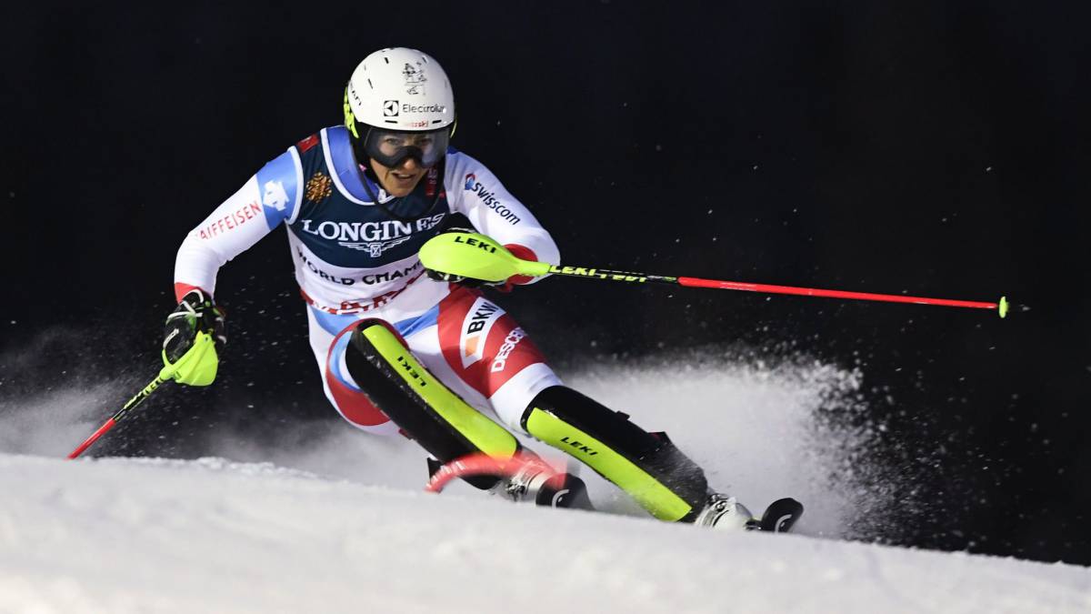 Wendy Holdener revalida el oro mundial en la combinada