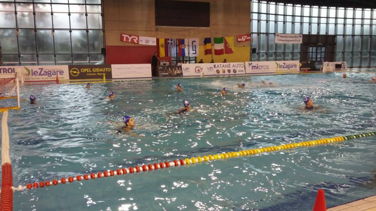 Golpe de autoridad del Sabadell; Sant Andreu, virtualmente fuera