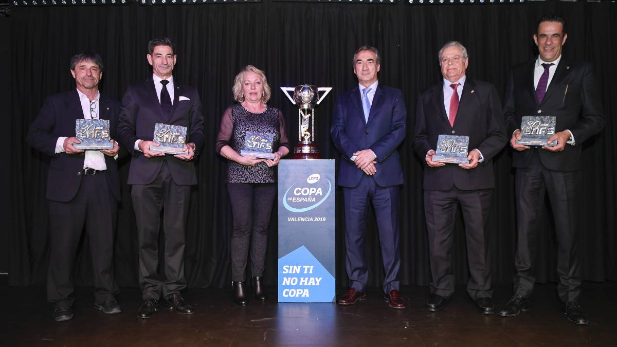 La LNFS celebró sus 30 años con reconocimientos a los seis clubes decanos y a As