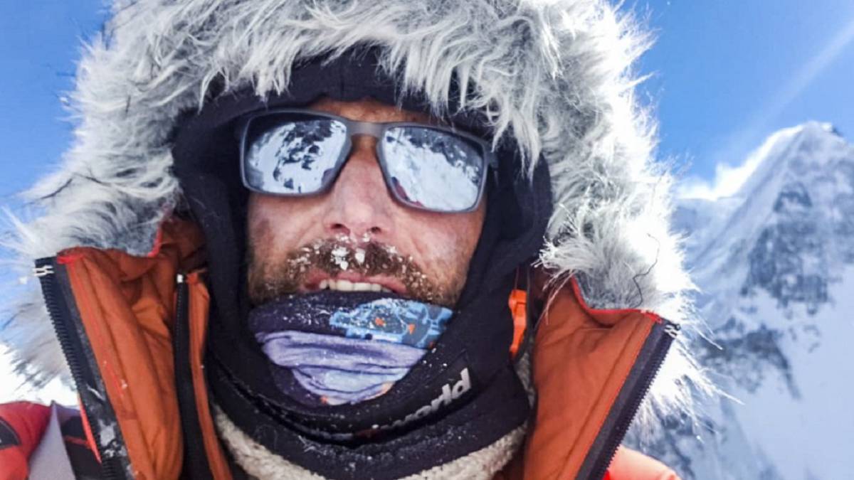 Alex Txikon, durante la ascensión al Campo 1 del K-2.