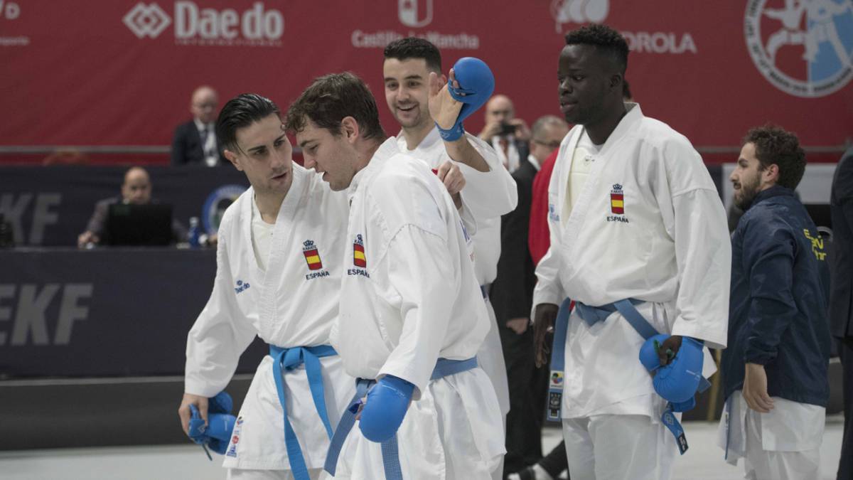El bronce por equipos salva el honor del kumite español