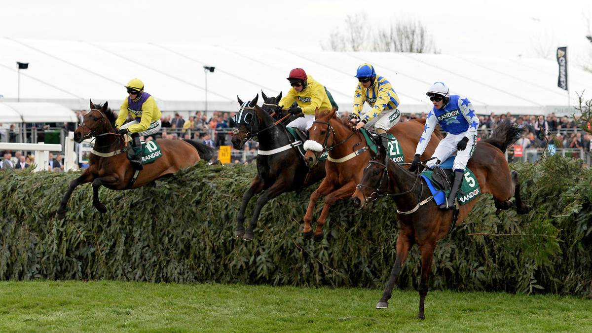 Esta tarde, nueva edición del Grand National.