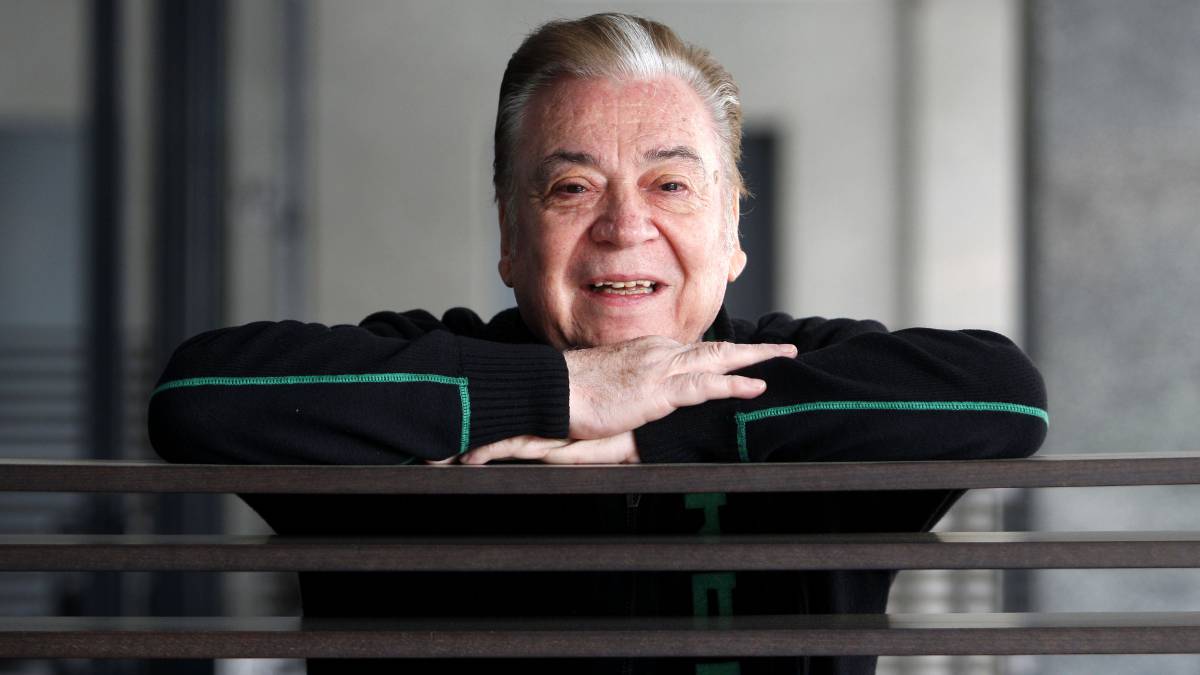 Muere Héctor del Mar, mítico narrador de fútbol y lucha libre