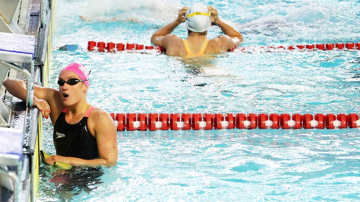 Mireia crece en los 400 estilos en un Open preocupante