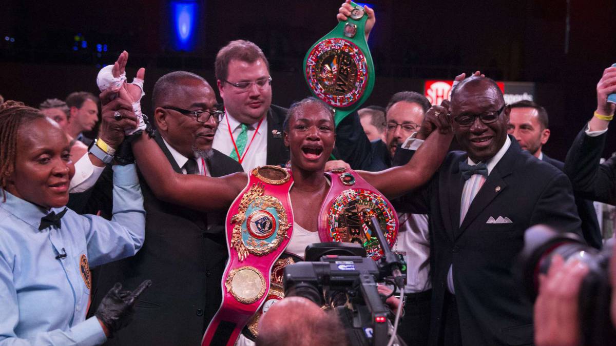 Crónica del Claressa Shields vs Christina Hammer.