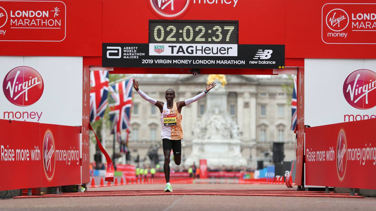 Kipchoge agranda su leyenda: gana en Londres con la segunda marca de la historia (2h02:37)