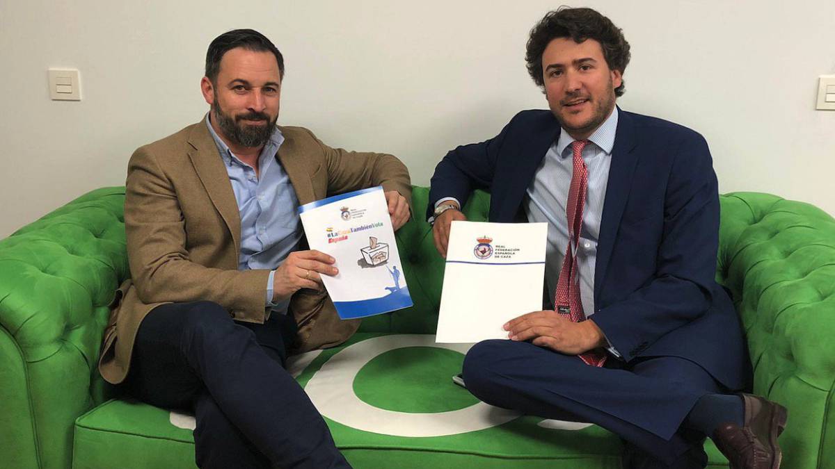 El presidente de Caza deja la Federación y se une a Vox