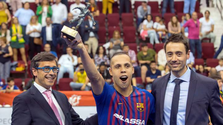 Ferrao: "De espaldas, marcado, sólo podía hacer eso"