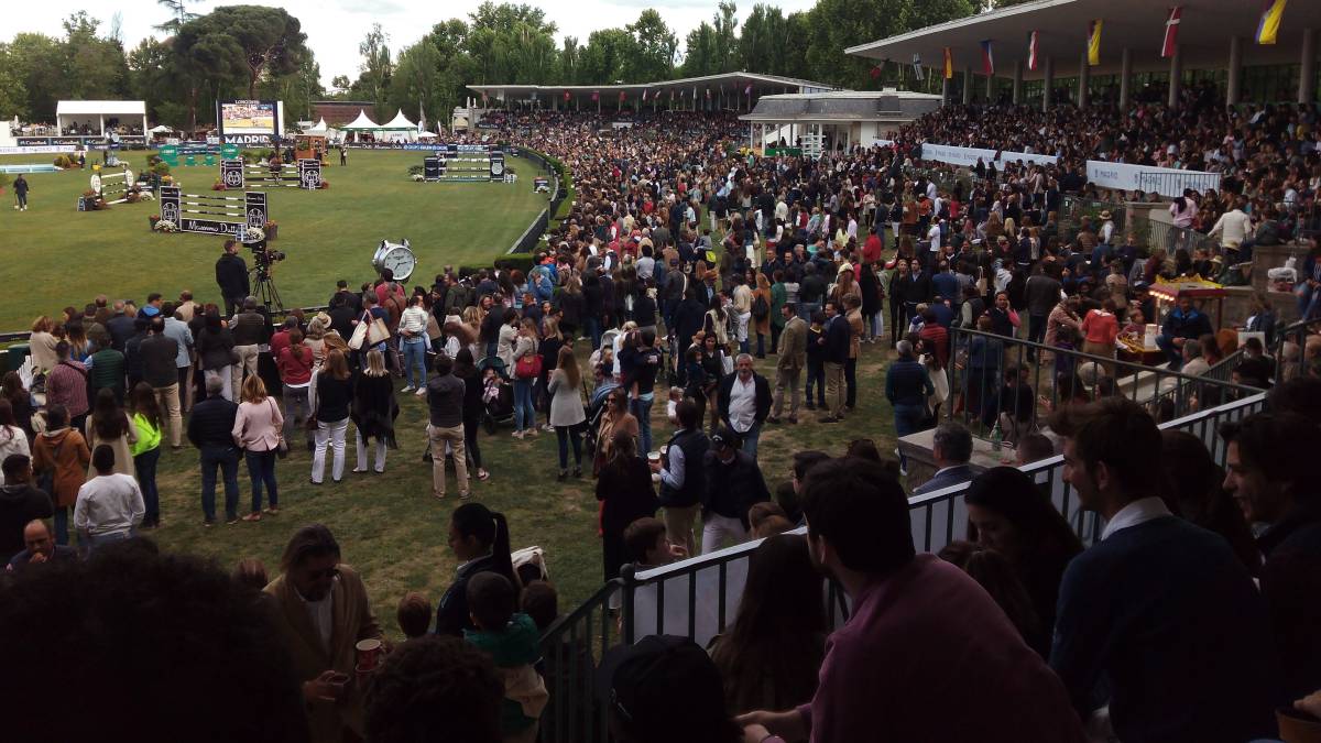 El Club de Campo se llenó con los saltos.