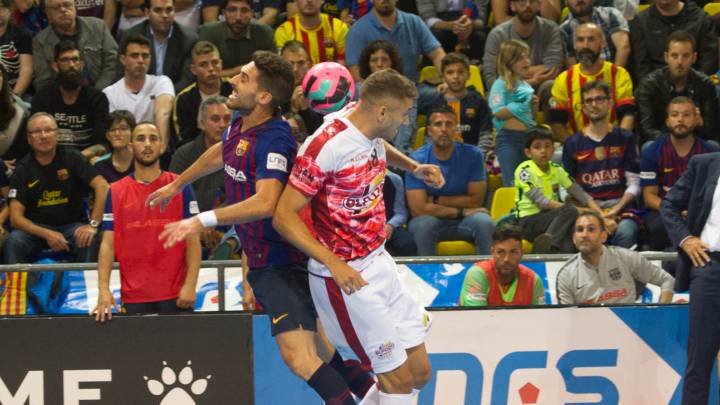 Partido loco en el Palau: ElPozo tumba al Barça e iguala la final