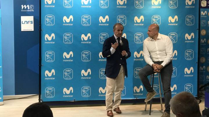 José María García presenta a Tino Pérez como nuevo entrenador del Movistar Inter.