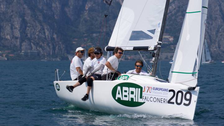 El 'Abril Verde' de Luis Pérez, campeón de Europa 'Corinthian'