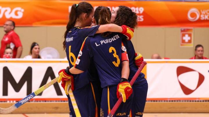 Las jugadoras españolas celebran un gol