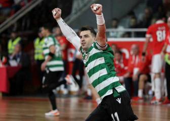 Carlos Ruesga se lleva el
premio al gol del año de la EHF