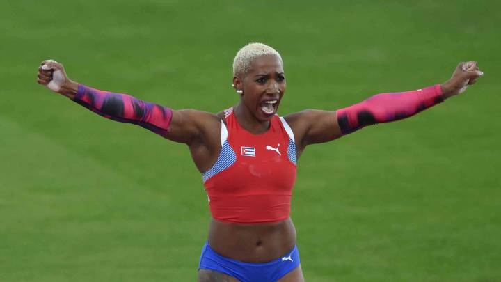 Yarisley Silva firma el triplete
