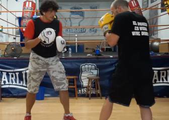 Una de las esquivas más famosos del boxeo: el caballo o ballesta