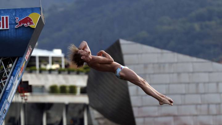 Hunt, campeón mundial, se saca la espina al fin en Bilbao