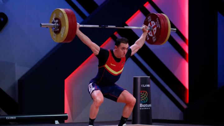 Mata acaba séptimo en -81 kilos con tres récords de España