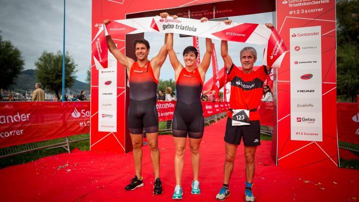 Martín Fiz gana el Getxo Triatloia junto a Fuentes y Van Horenbeke