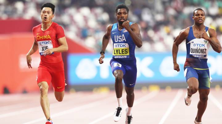 Noah Lyles se clasifica para la final del Mundial de Doha.