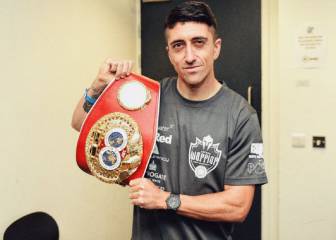 Pablo Hernández, ex del Valencia, un escudero de lujo para Josh Warrington en Leeds