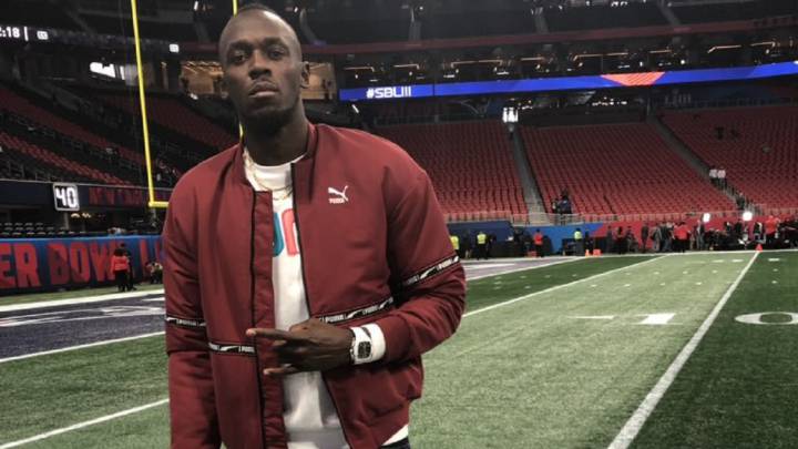 Usain Bolt posa antes de la Super Bowl 2019.