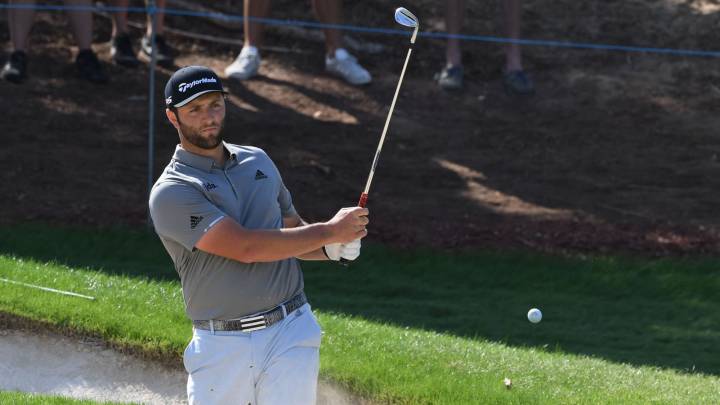 Jon Rahm va segundo en Dubai gracias a un eagle en el 18