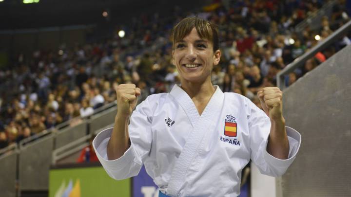 Sánchez vence en el circuito mundial y oro para Quintero