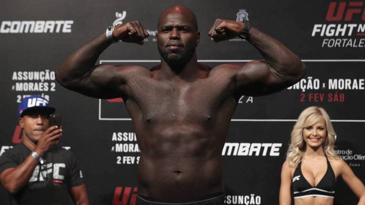 Previa del UFC Washington: Oveerem vs Rozenstruik.