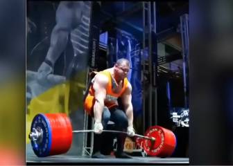 ¡El Hulk ruso intentó levantar una pesa de 500 kilos!