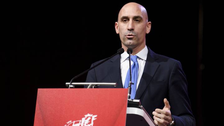 Rubiales "trabajará duro" para hacer olímpico el fútbol sala