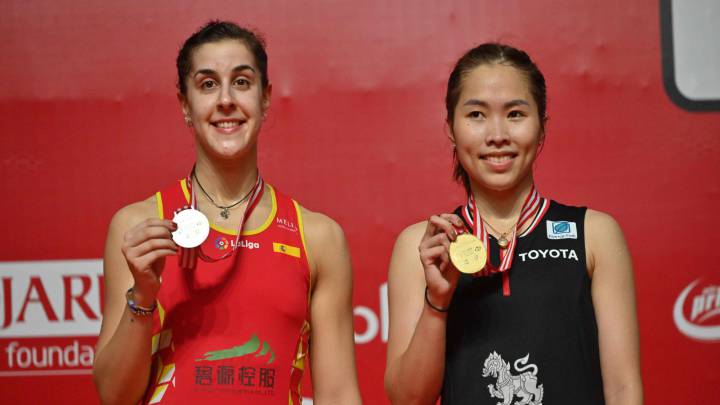 Intanon se interpone entre Carolina y el título en Indonesia