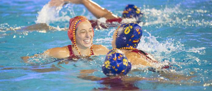 Laura Ester lo celebra.