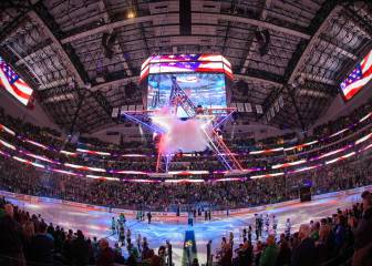 El hockey hielo se entrega a las barras y las estrellas