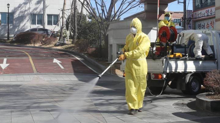 Se aplazan la liga japonesa de fútbol y el Mundial de tenis de mesa por el coronavirus