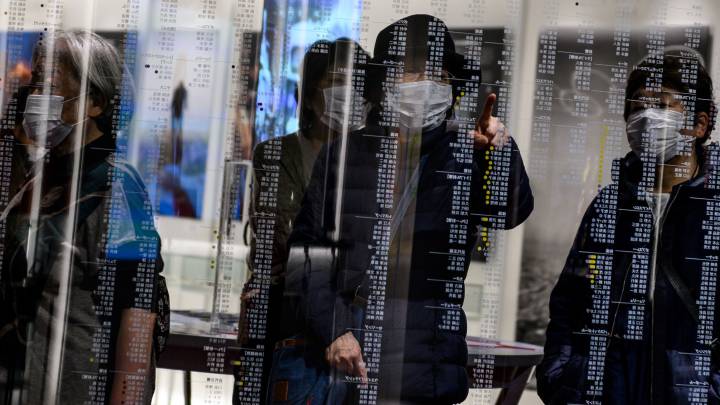 El coronavirus paraliza Japón